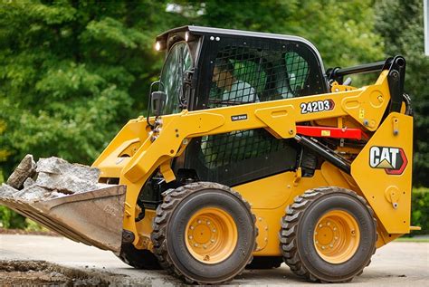 cat 242d3 loader